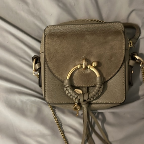 See By Chloe Joan Mini Camera Crossbody Bag Motty Grey - Picture 15 of 15